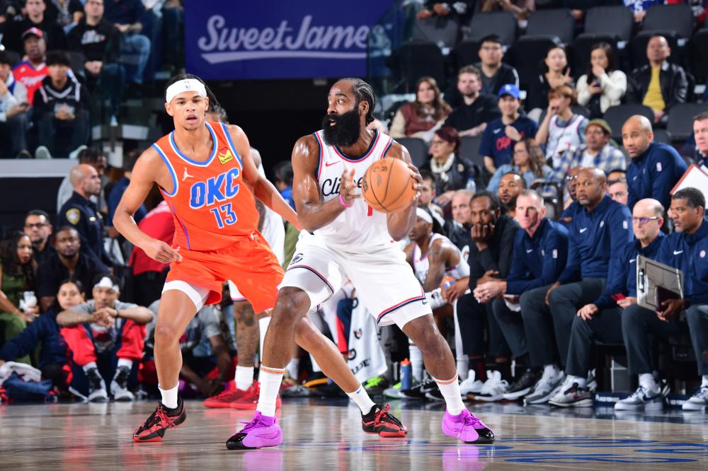 是球场灯光 是球场灯光