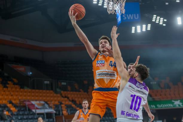 尾关键词布 尾关键词布