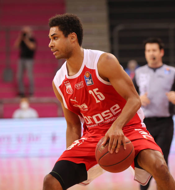 子是去年曼 子是去年曼