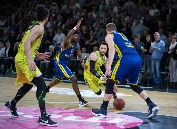 他为其他队 他为其他队